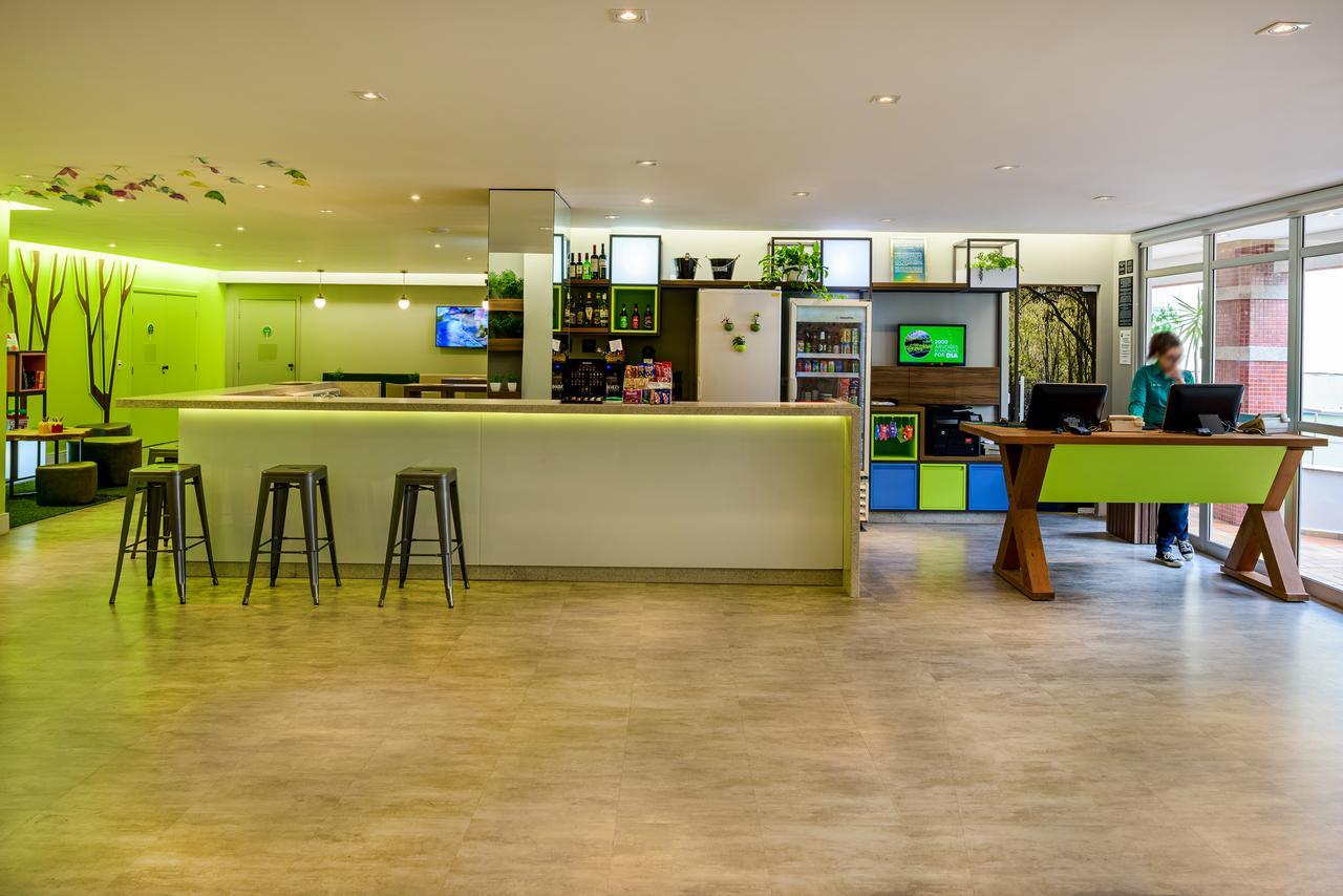 Hotel Ibis Styles Curitiba Centro Civico Exterior foto